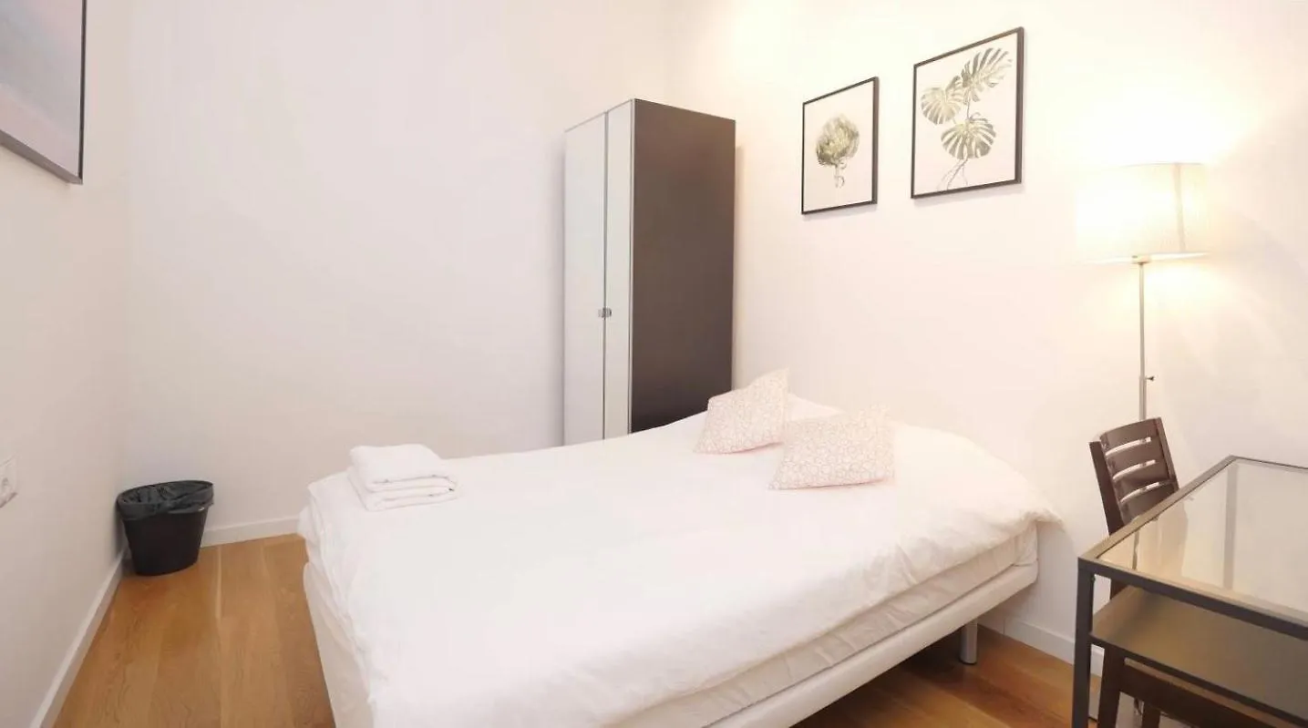 Oasis Apartments & Studios Old Town Center バルセロナ