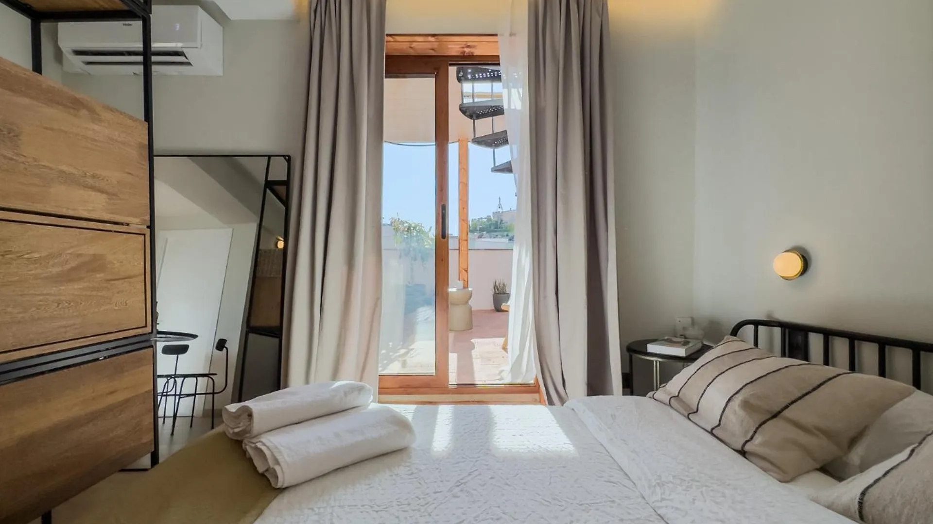 Oasis Apartments & Studios Old Town Center バルセロナ スペイン