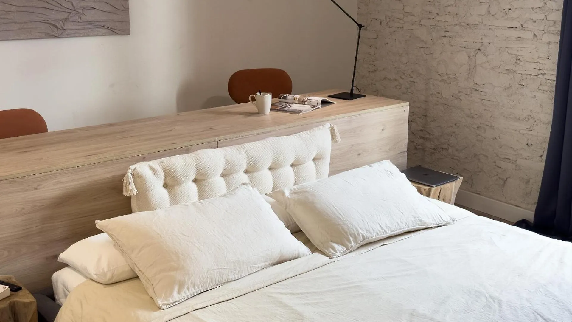 Oasis Apartments & Studios Old Town Center バルセロナ スペイン