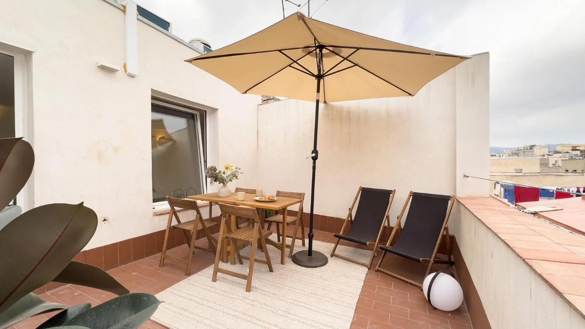 Oasis Apartments & Studios Old Town Center バルセロナ スペイン